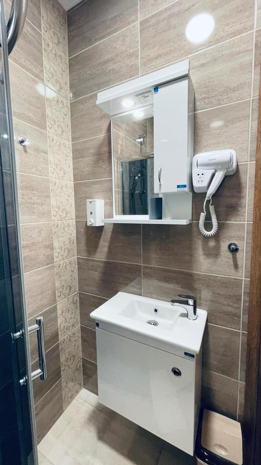 Kollar D Guest House - Prenociste Rooms Subotica Esterno foto