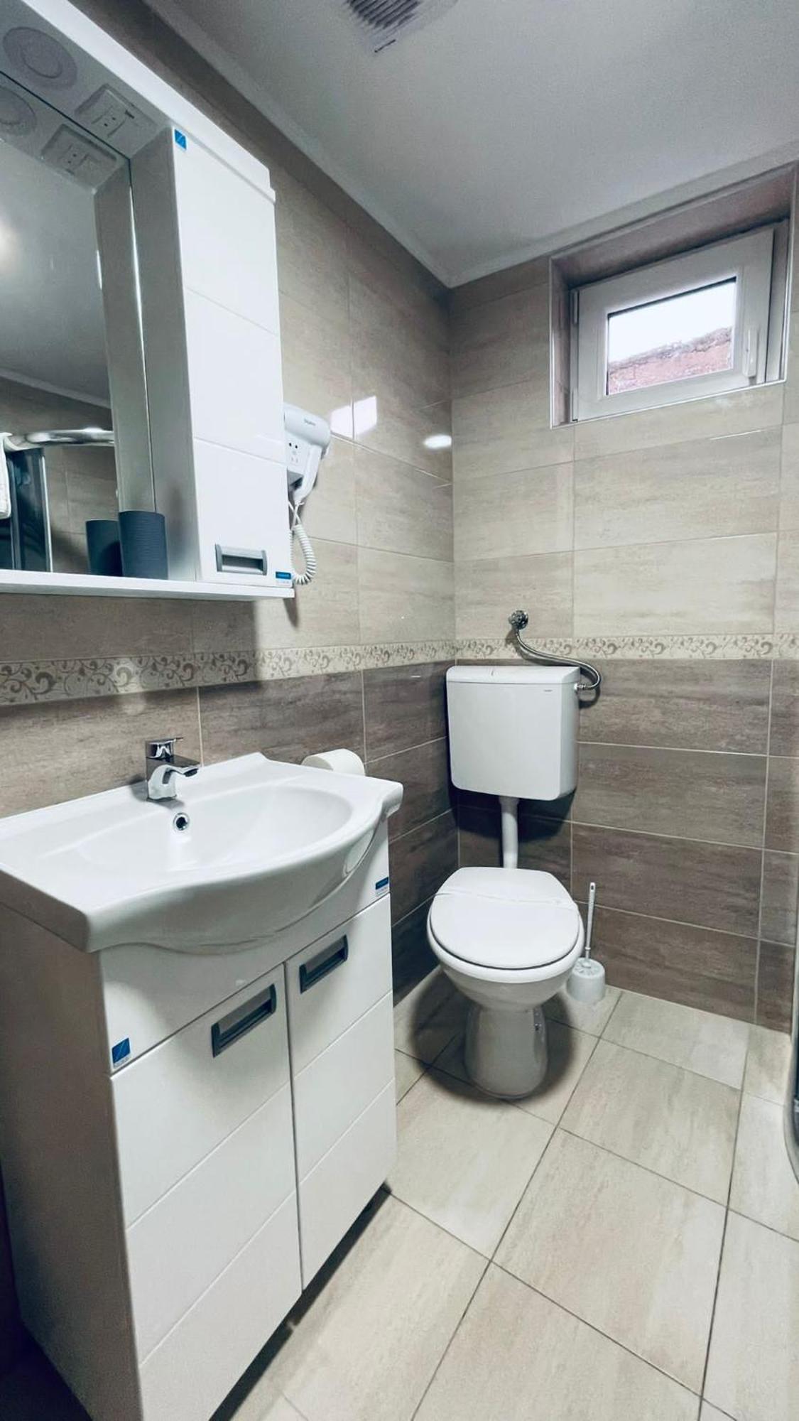 Kollar D Guest House - Prenociste Rooms Subotica Esterno foto